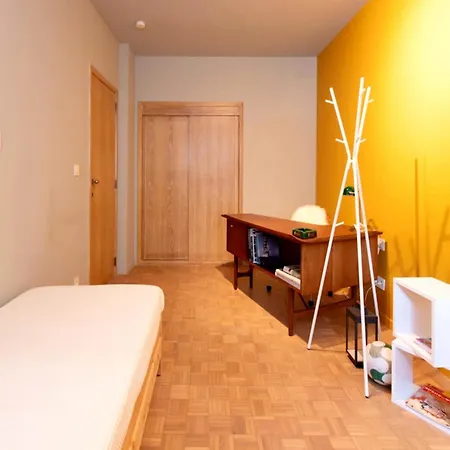 With A View Of The Marina Apartment Ostend