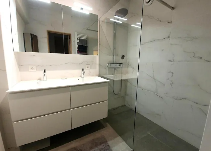 In With Marina Views Apartamento *