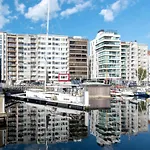 In With Marina Views Lejlighed *